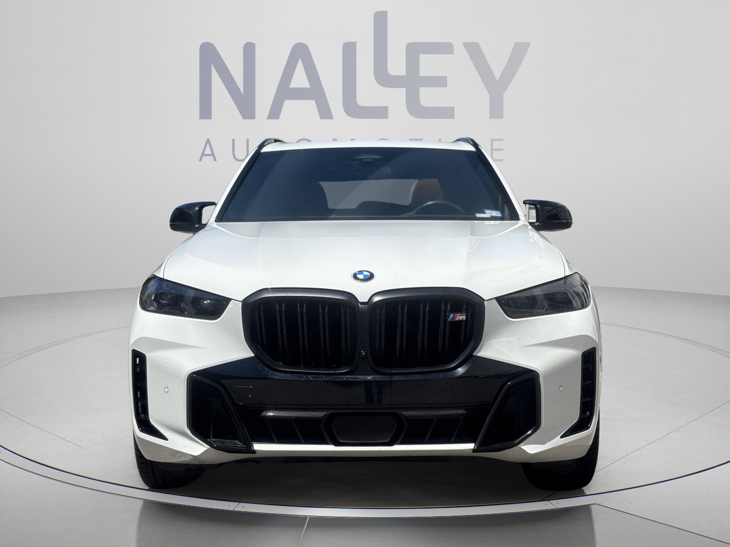 Used 2024 BMW X5 M60i w/ Parking Assistance Package AWD/4WD image 9