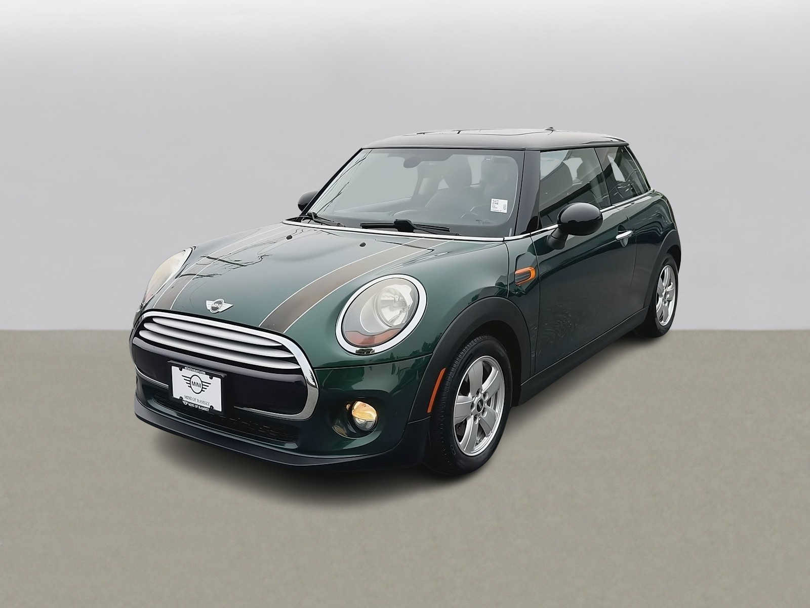 Used 2015 MINI Cooper 2-Door Hardtop FWD image 4