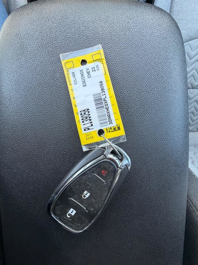 Used 2023 Chevrolet Equinox LS w/ LS Convenience Package FWD image 27