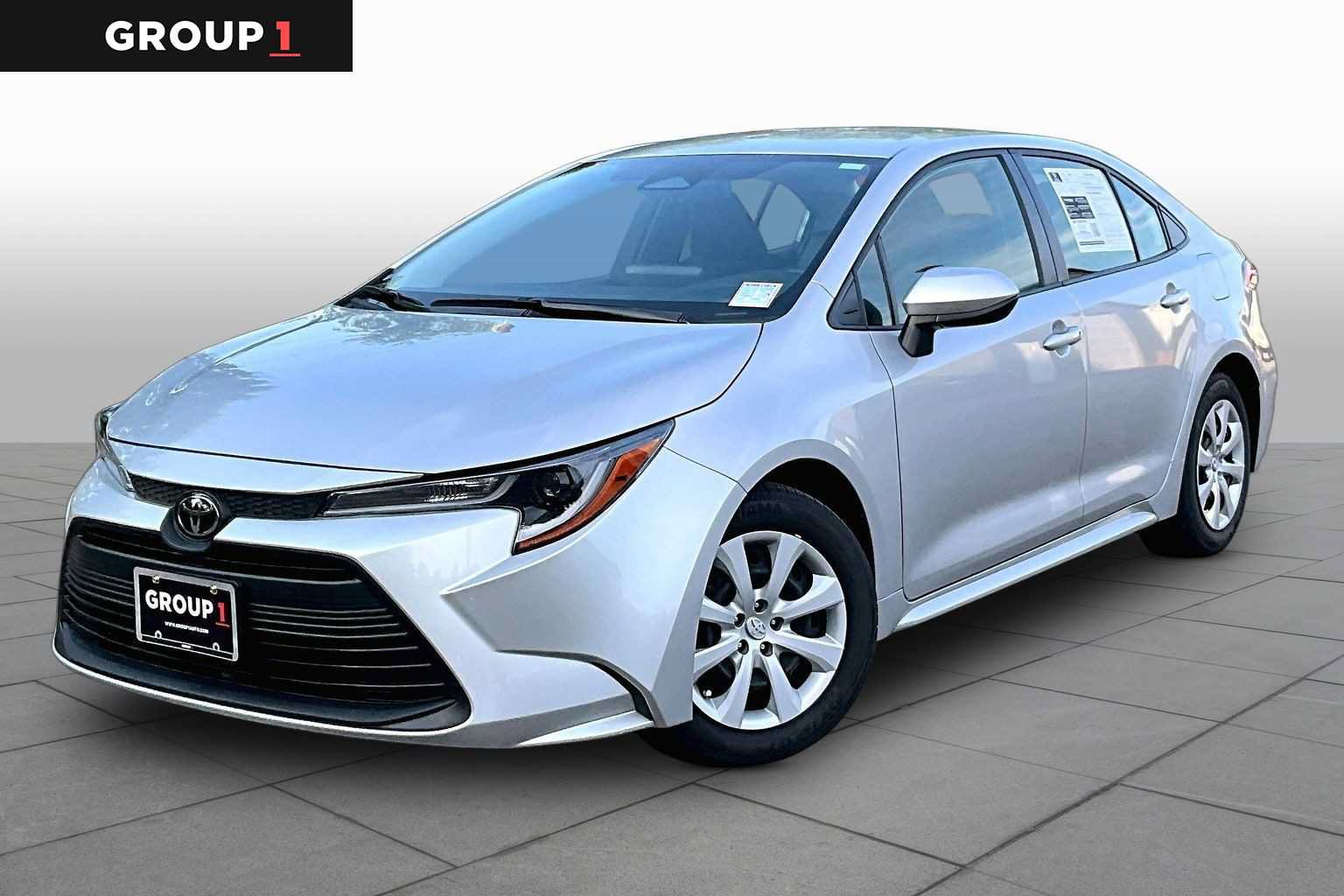 Used 2023 Toyota Corolla LE FWD video 1