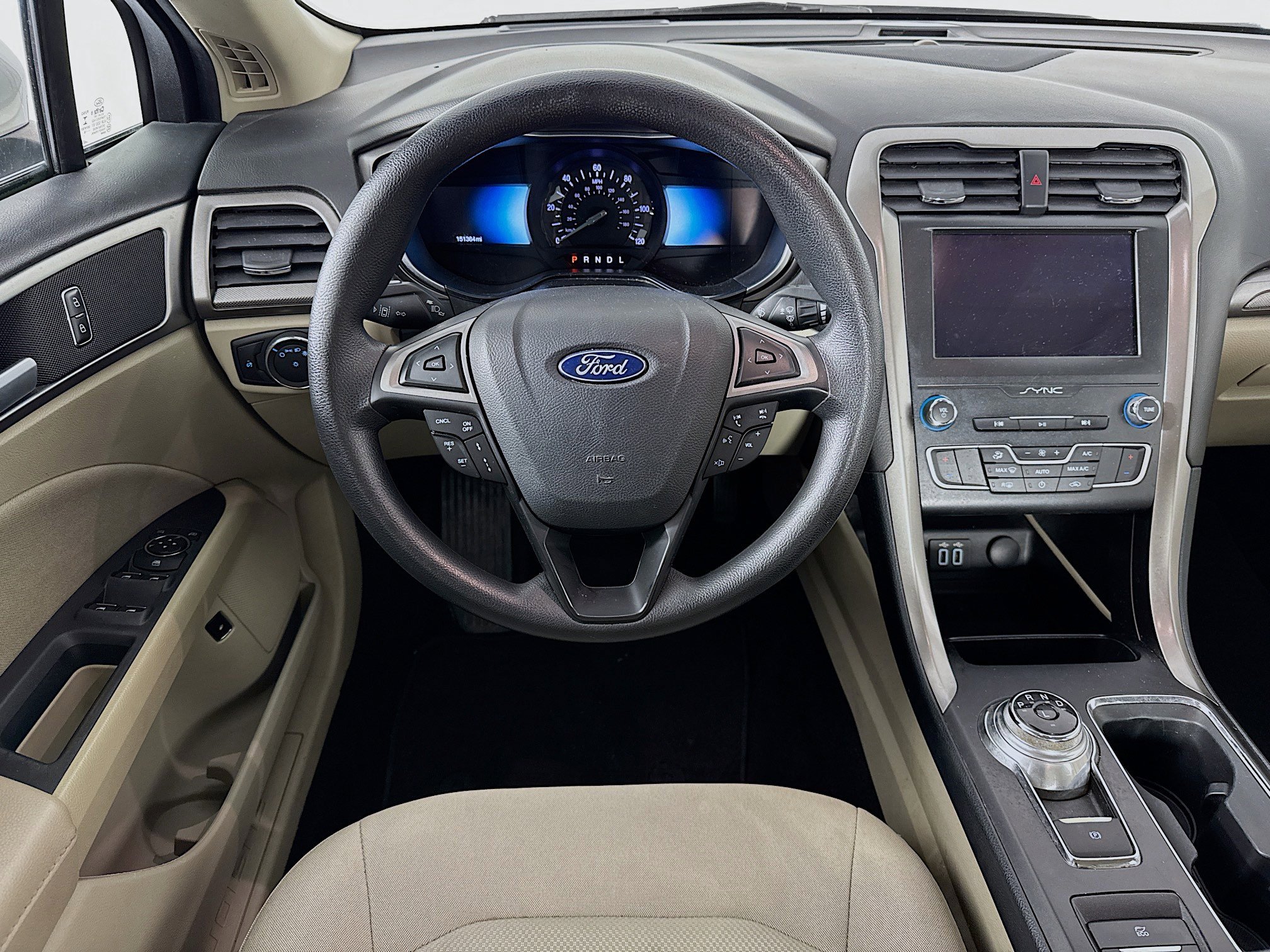 Used 2019 Ford Fusion SE image 21