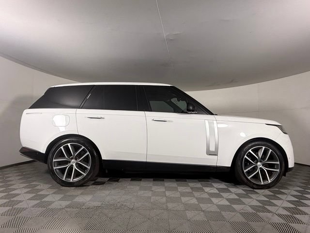 Certified 2025 Land Rover Range Rover Autobiography AWD/4WD image 9