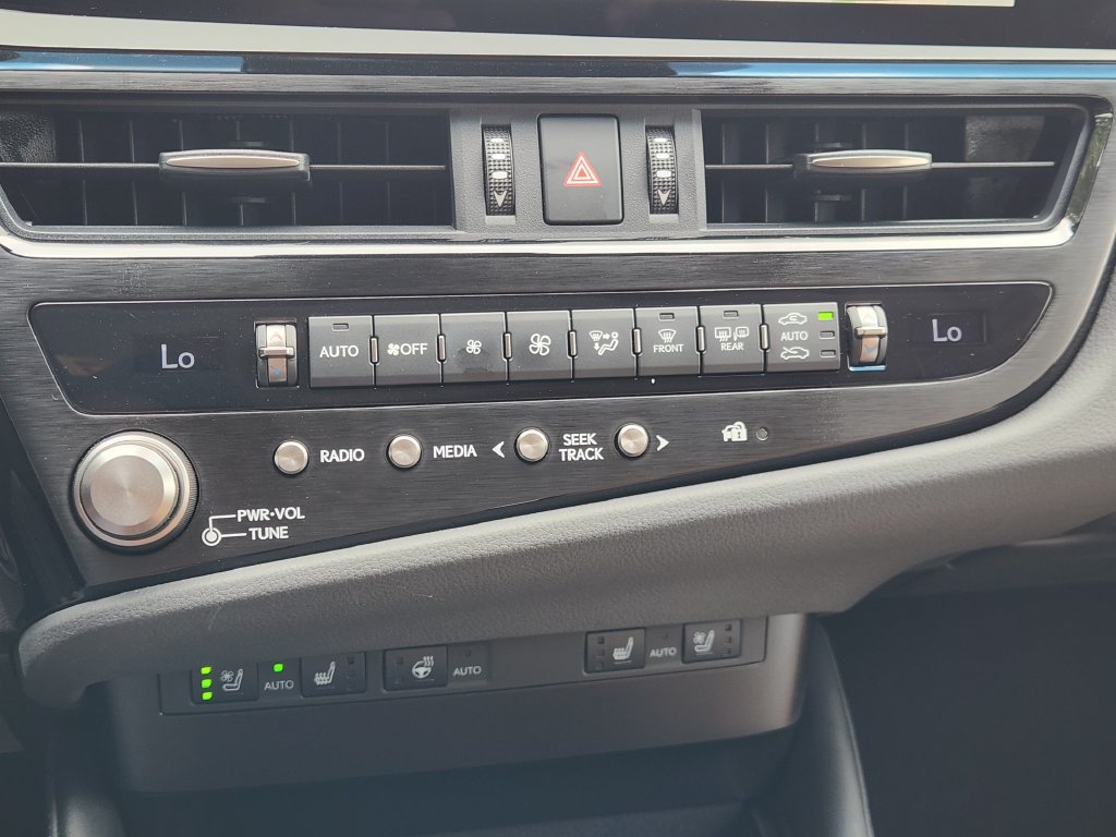 Certified 2025 Lexus ES 350 w/ Premium Package FWD image 18