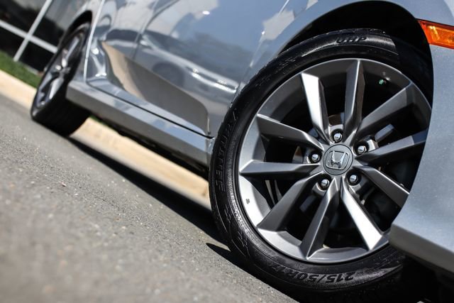 Used 2019 Honda Civic EX image 9