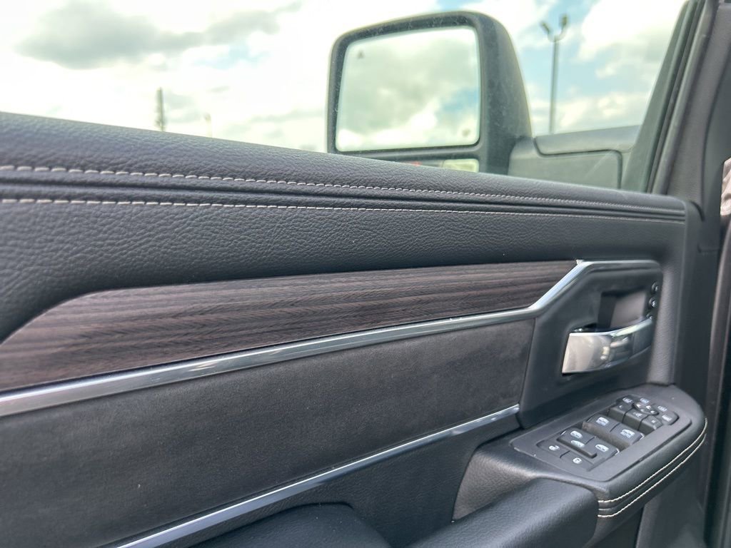 New 2026 RAM 2500 Laramie w/ Night Edition image 15
