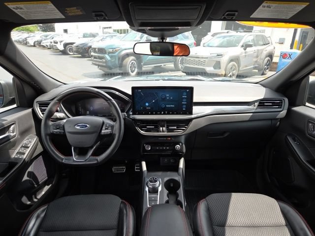 Used 2023 Ford Escape ST-Line w/ Tech Pack #1 AWD/4WD image 24