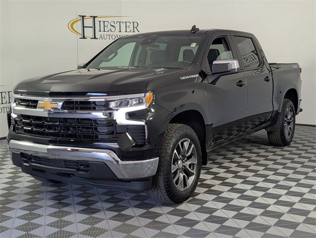 Used 2025 Chevrolet Silverado 1500 LT image 4