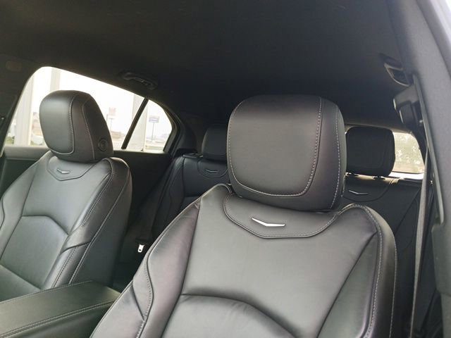 Used 2023 Cadillac XT4 Premium Luxury image 29