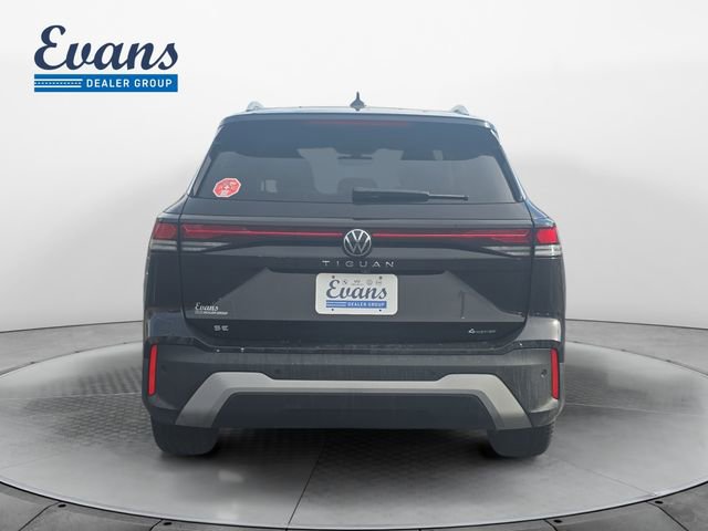Used 2025 Volkswagen Tiguan SE image 5