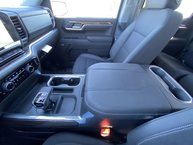 New 2026 Chevrolet Silverado 1500 LT Trail Boss w/ Dark Appearance Package AWD/4WD image 21