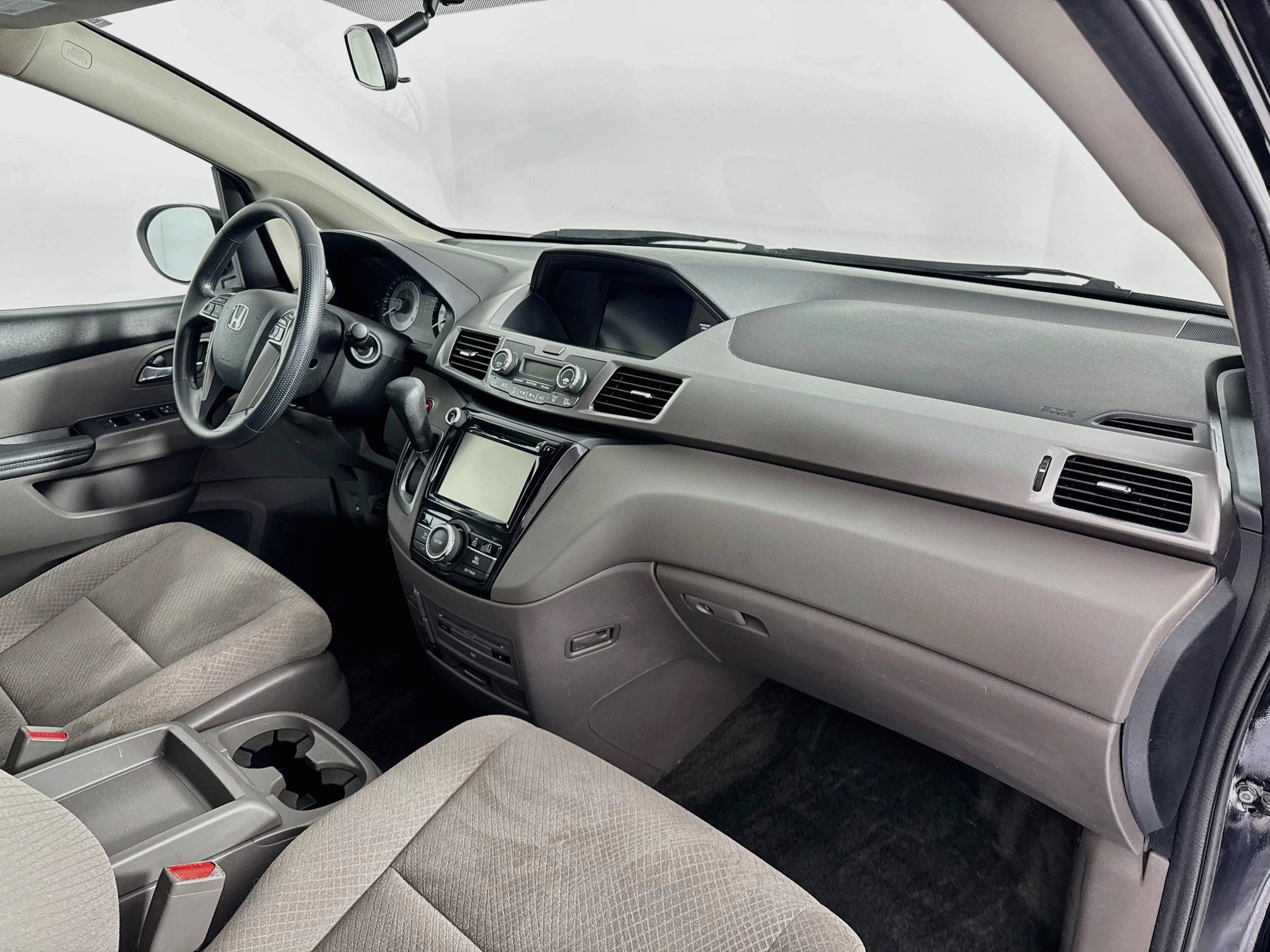 Used 2016 Honda Odyssey SE image 29