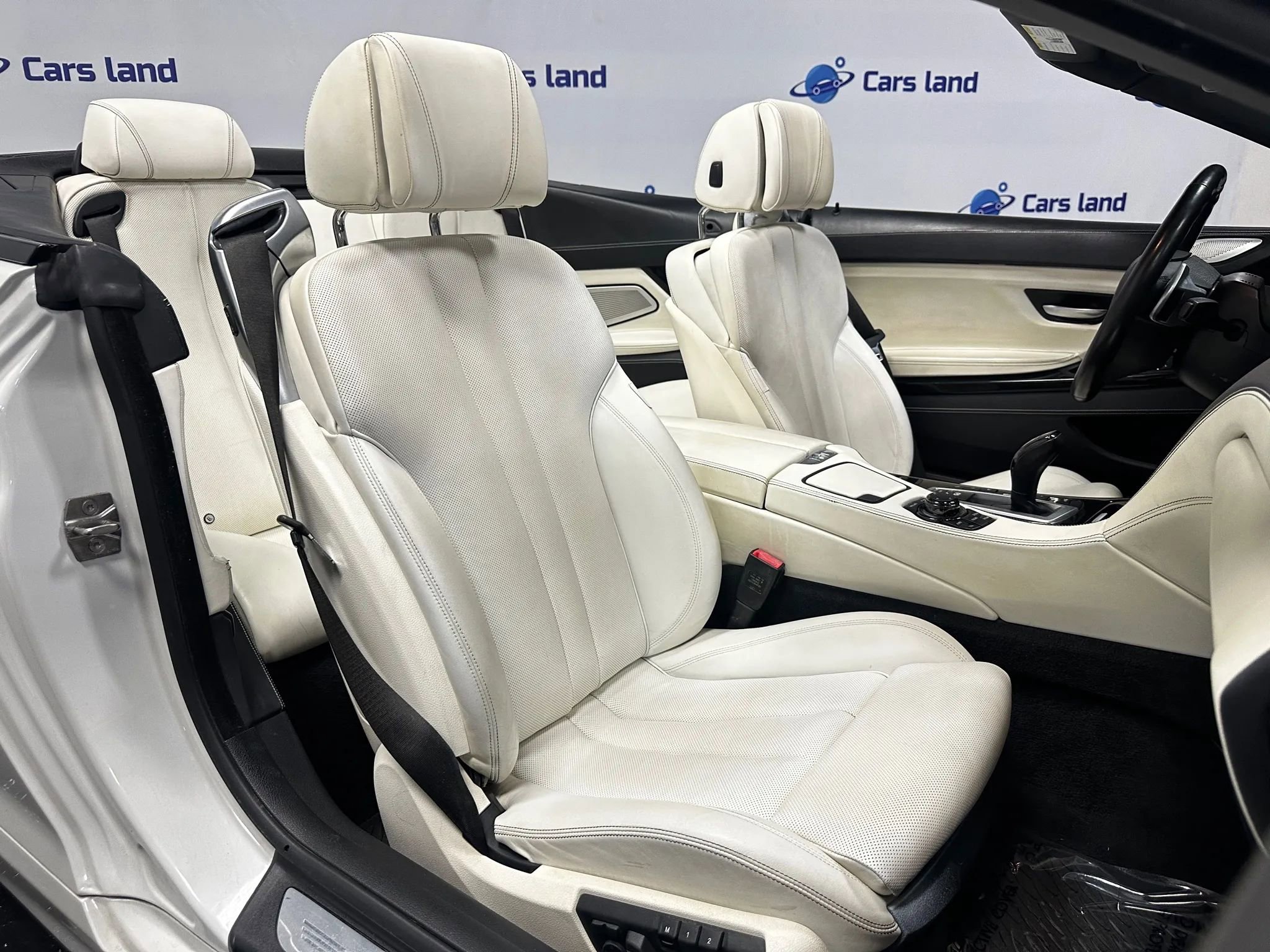 Used 2013 BMW 650i xDrive Convertible image 16