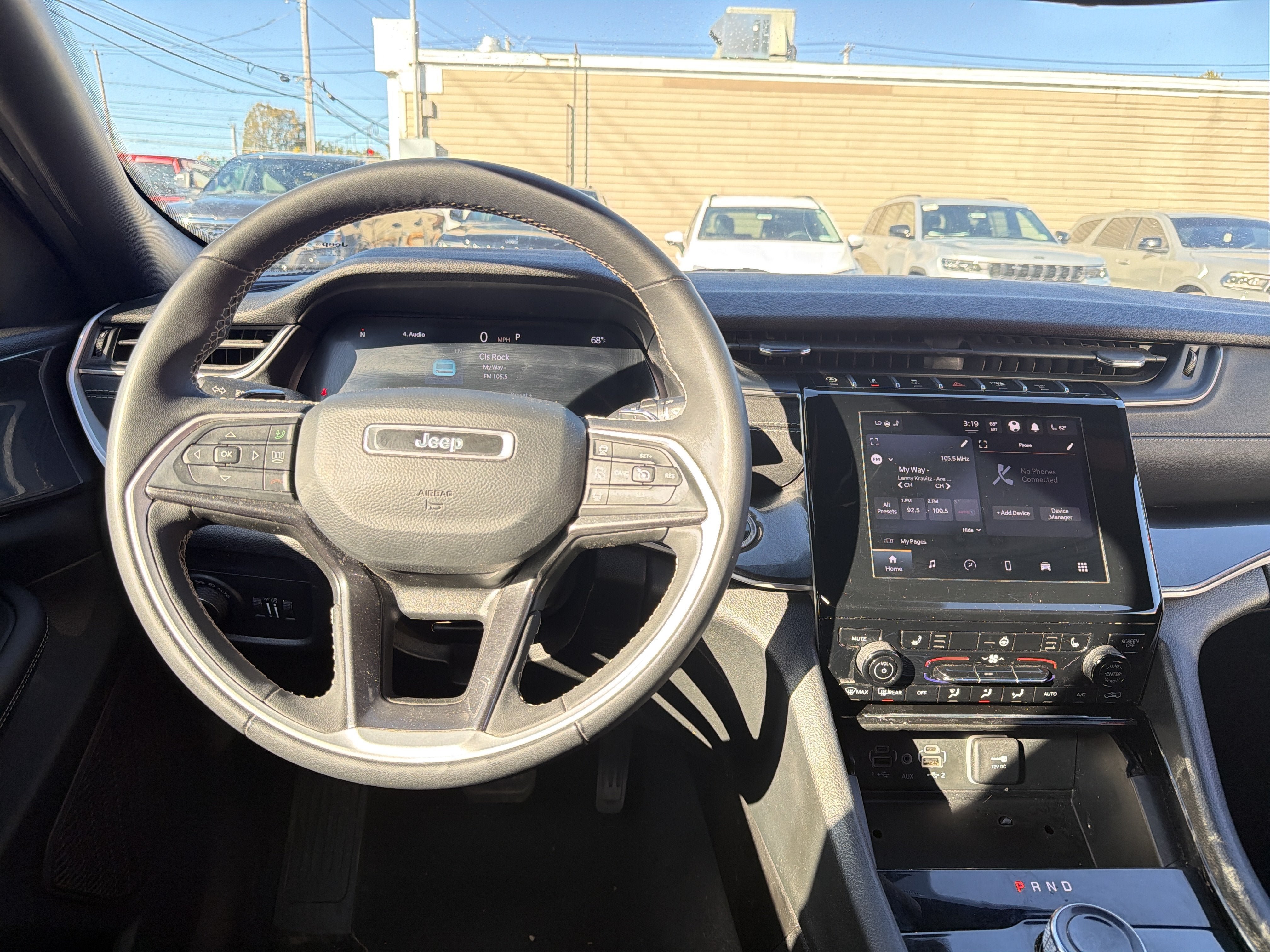 Used 2023 Jeep Grand Cherokee L Laredo AWD/4WD image 12