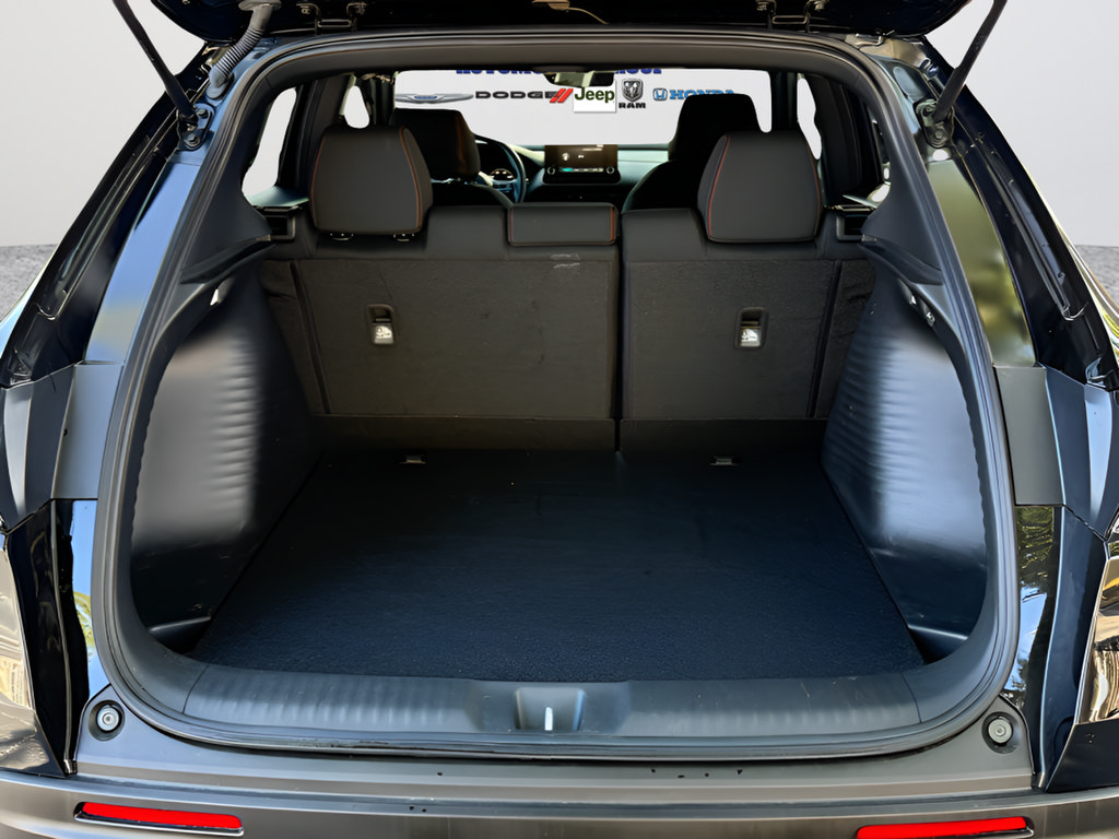 Used 2025 Honda HR-V Sport image 5