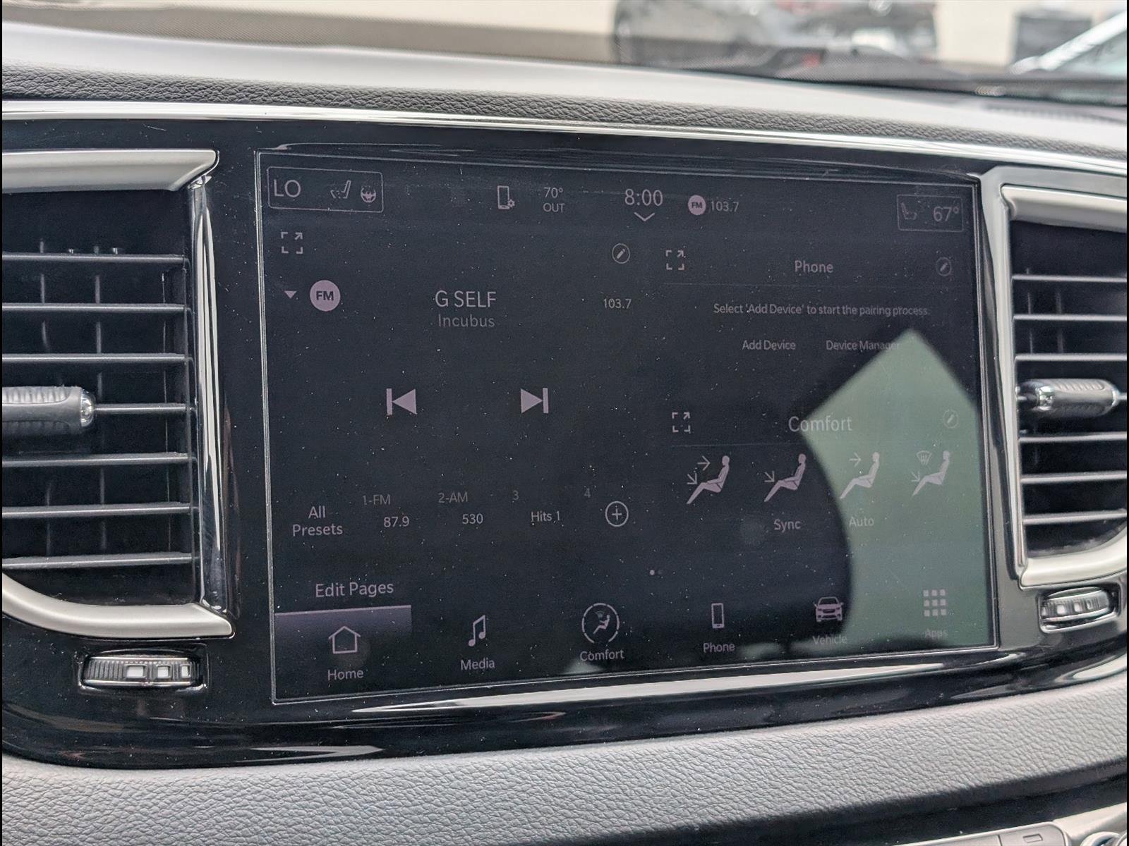 Used 2023 Chrysler Pacifica Touring-L image 14