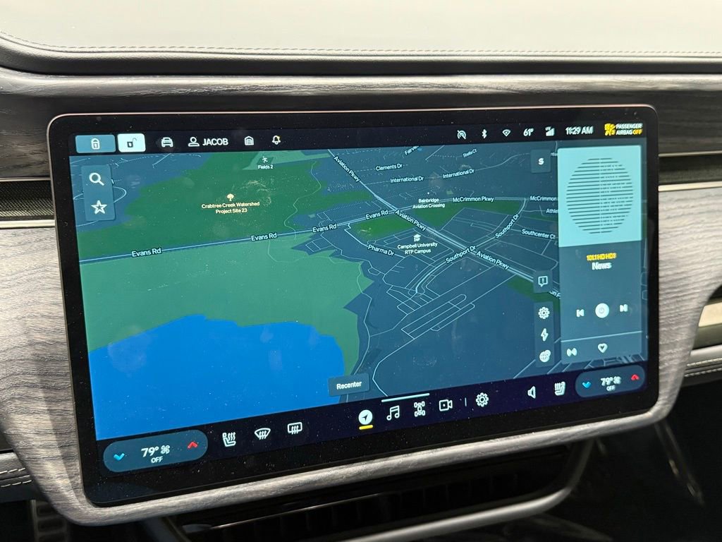 Used 2022 Rivian R1T Adventure image 29