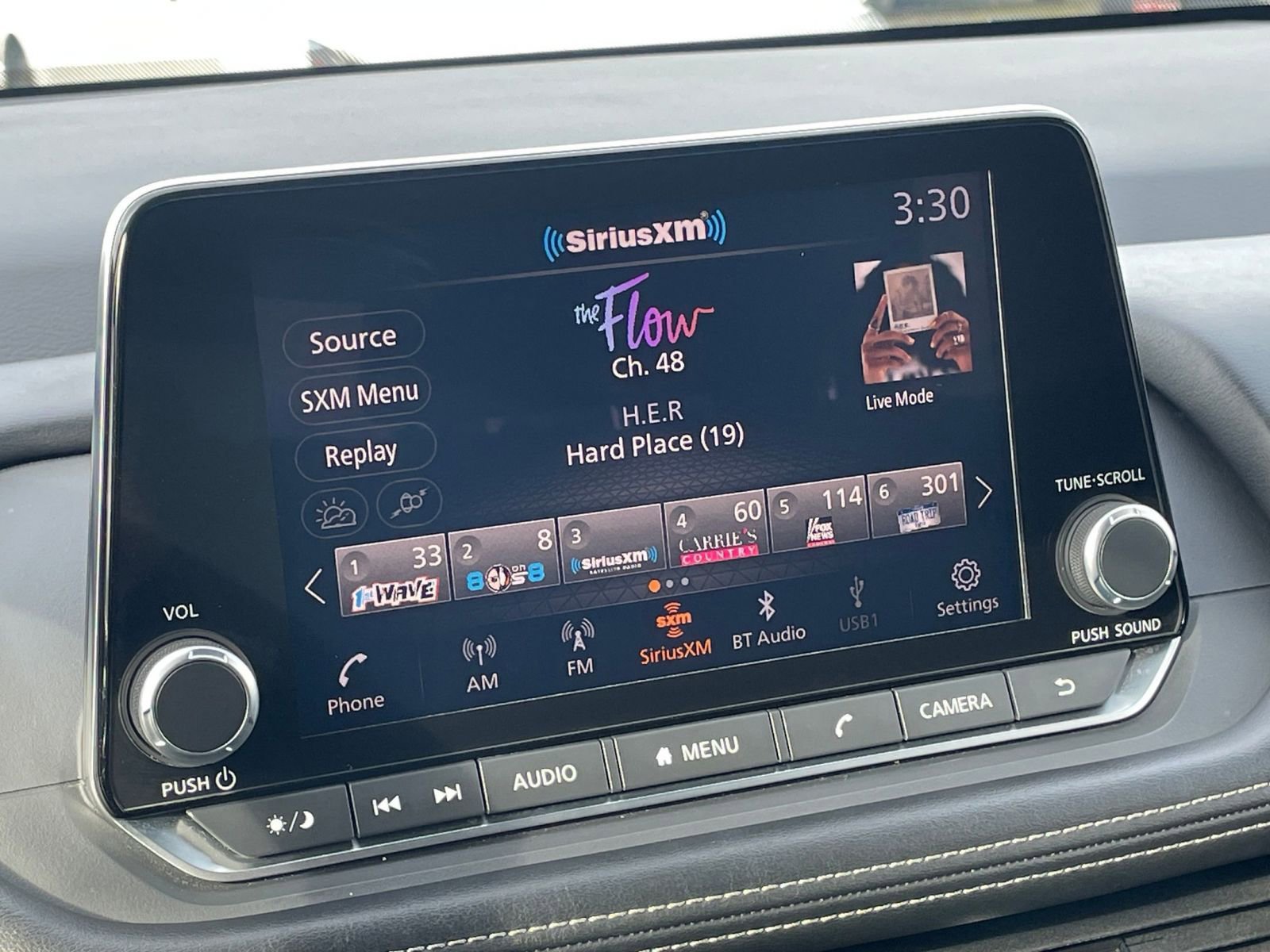 Used 2025 Nissan Rogue SV image 20