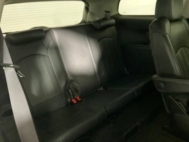 Used 2014 Buick Enclave Leather AWD/4WD image 30