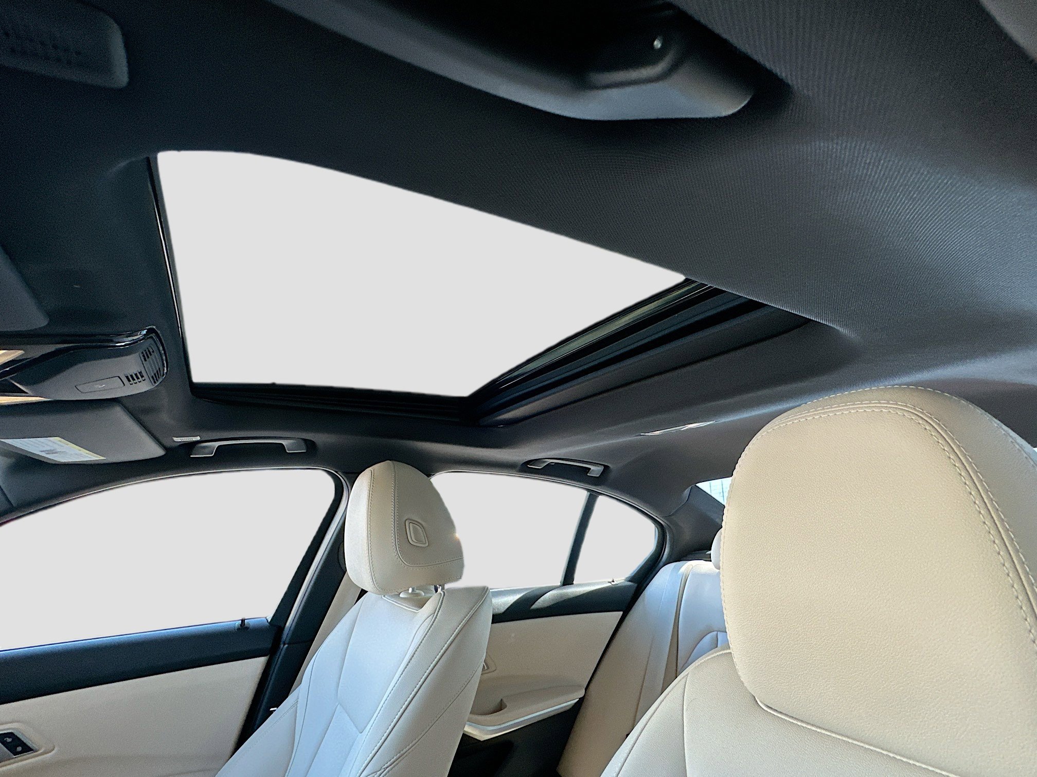 Used 2019 BMW 330i Sedan image 19