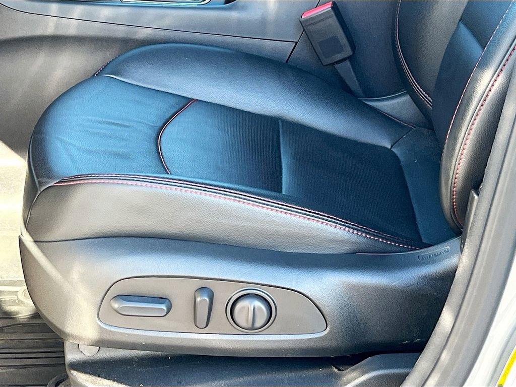 Used 2024 Chevrolet Equinox RS w/ RS Leather Package AWD/4WD image 18