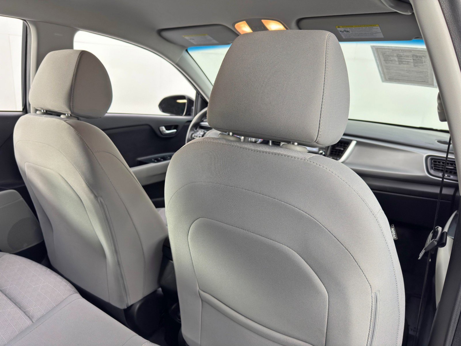 Used 2019 Kia Rio S image 27