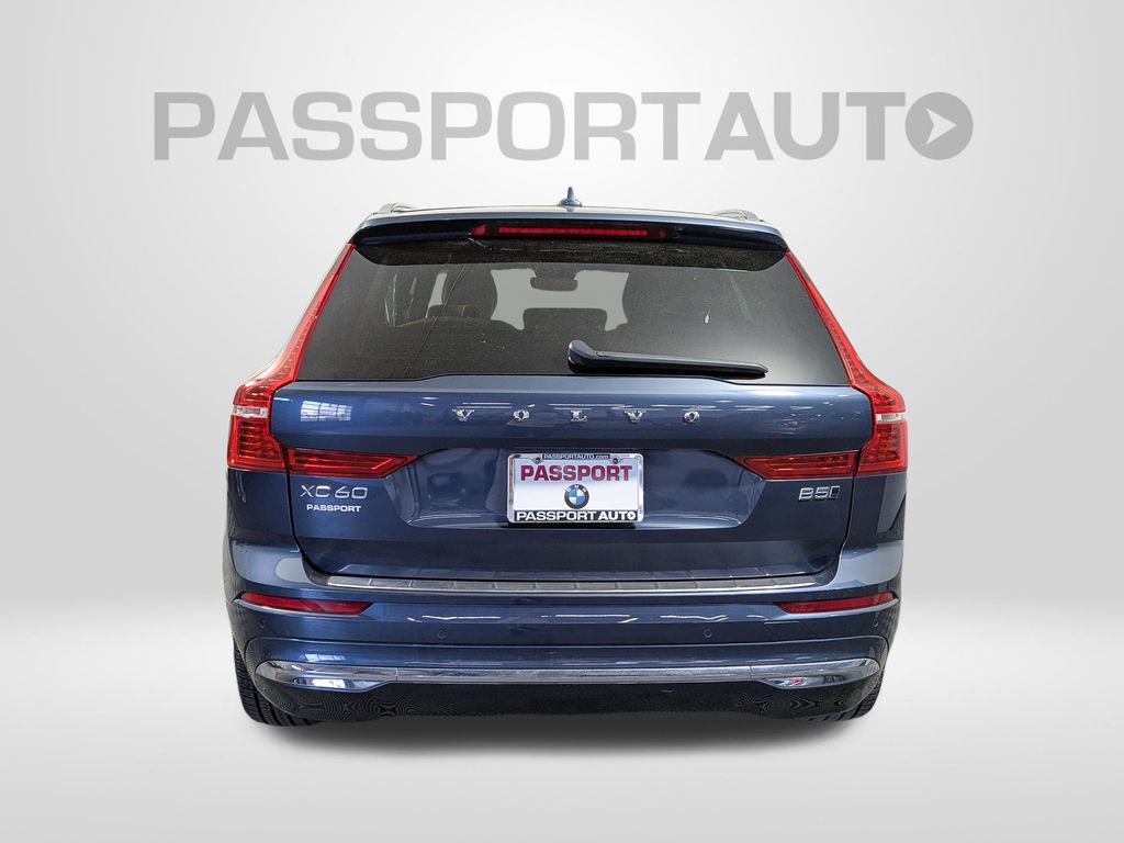 Used 2023 Volvo XC60 B5 Ultimate w/ Climate Package image 6