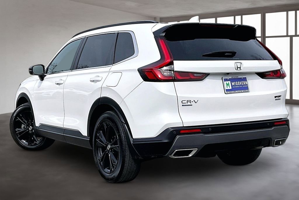 Used 2024 Honda CR-V Sport Touring image 4