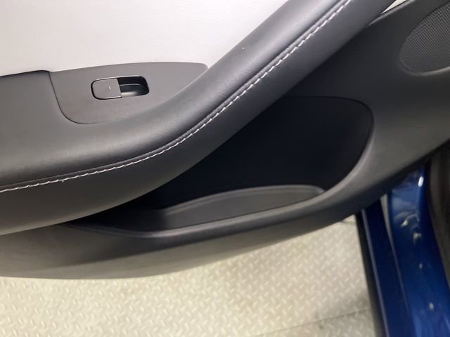 Used 2021 Tesla Model Y Long Range image 49