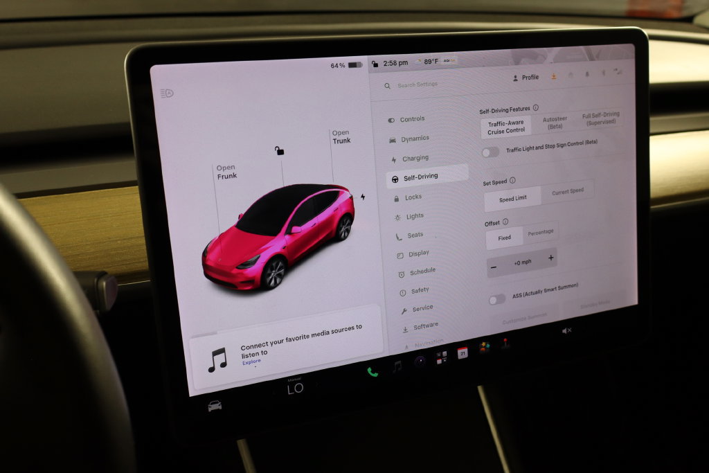 Used 2021 Tesla Model Y Long Range AWD/4WD image 28