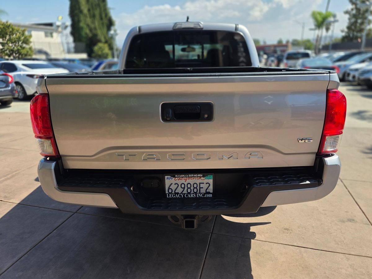 Used 2017 Toyota Tacoma TRD Sport w/ Tow Package (A/T) AWD/4WD image 10