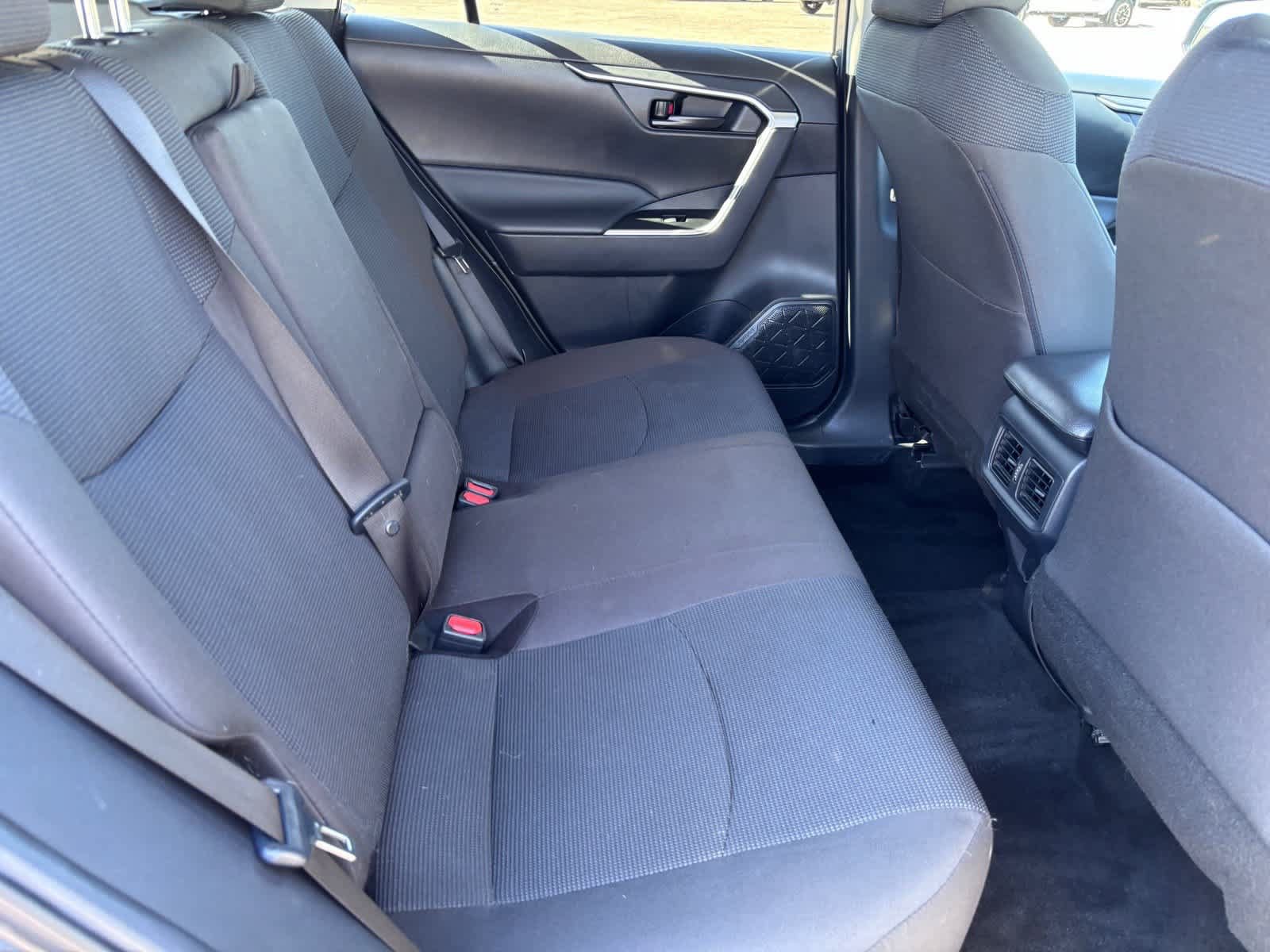 Used 2024 Toyota RAV4 LE AWD/4WD image 14