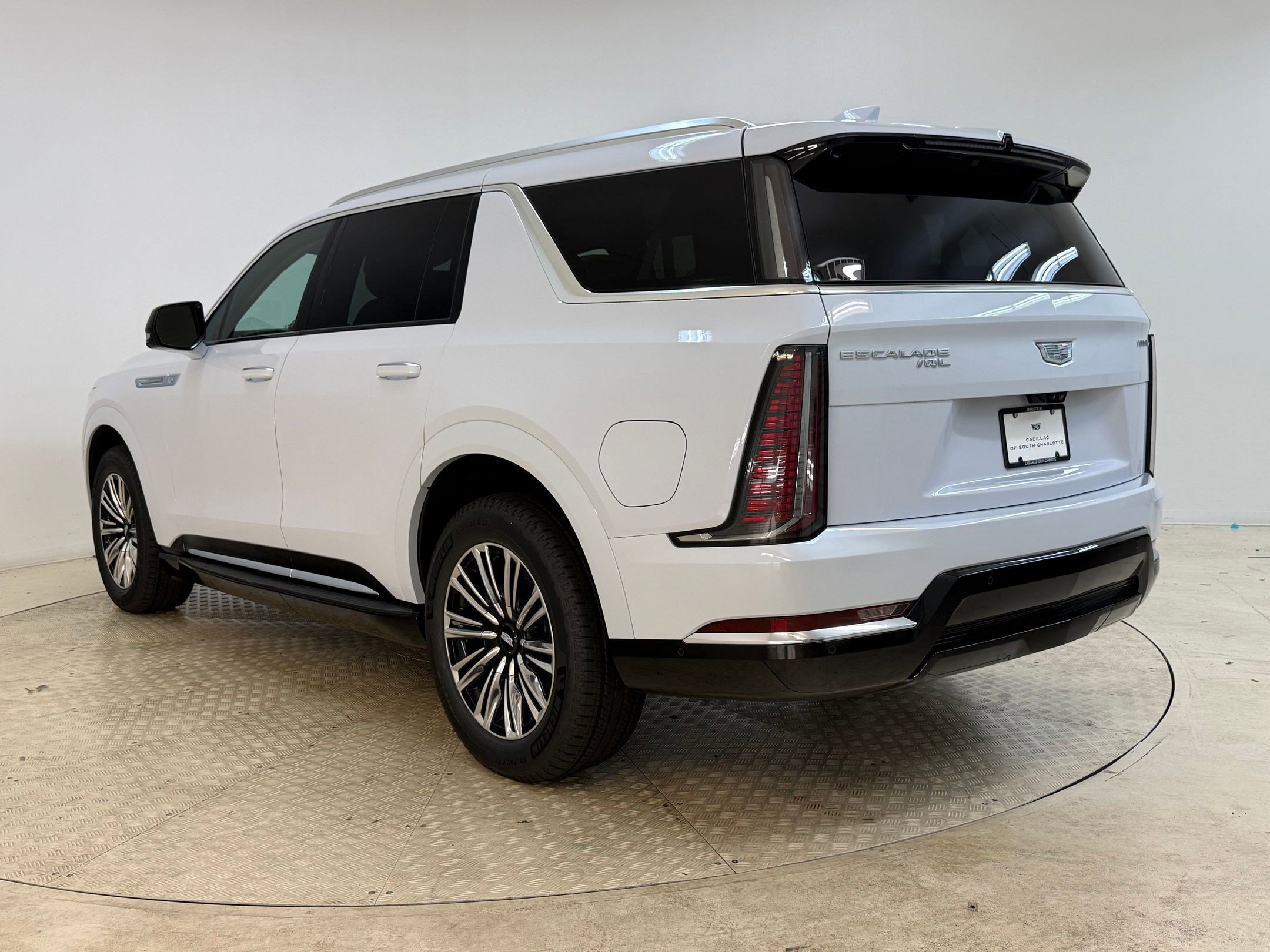 New 2026 Cadillac Escalade IQL Luxury image 3