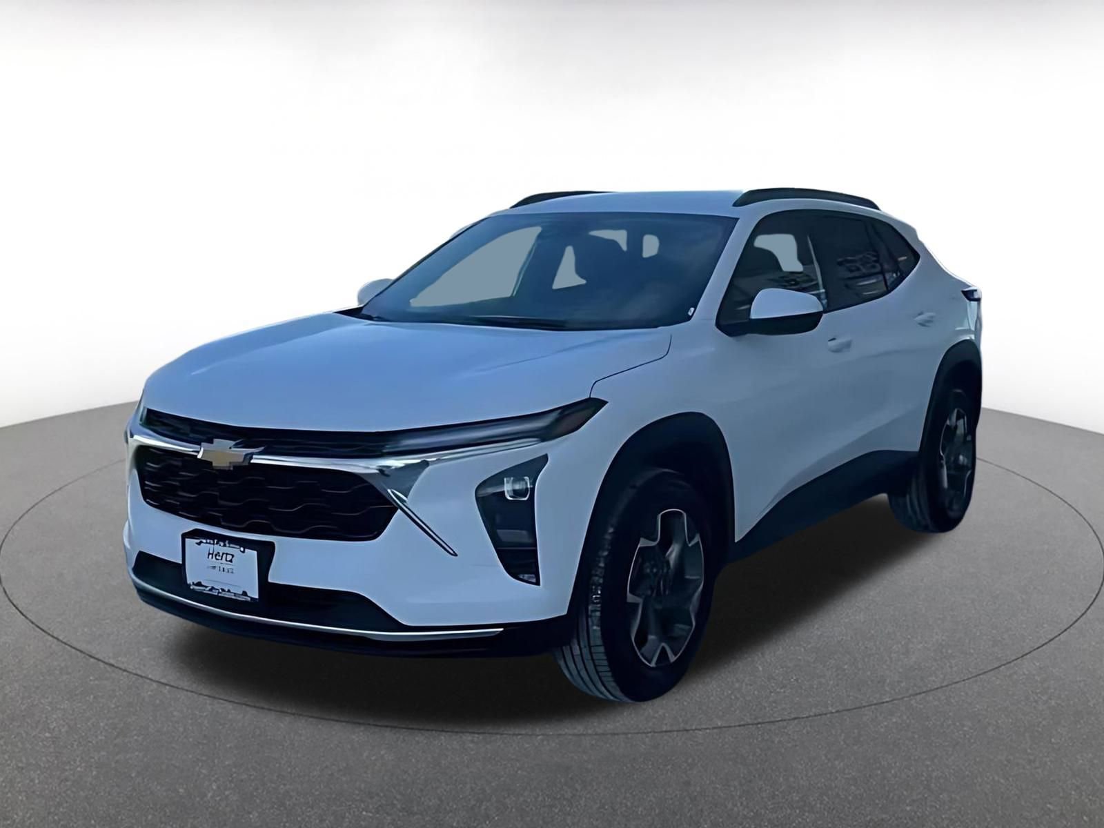 Used 2025 Chevrolet Trax LT w/ LT Convenience Package image 4