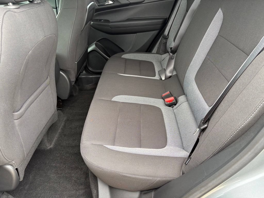 Used 2023 Chevrolet TrailBlazer LT FWD image 37