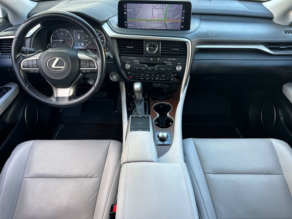Used 2020 Lexus RX 350L Premium w/ Premium Package AWD/4WD image 12