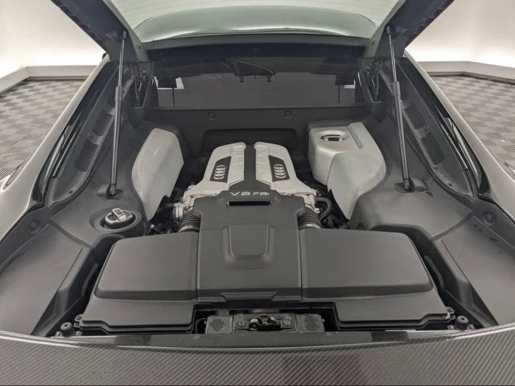 Used 2015 Audi R8 V8 AWD/4WD image 17