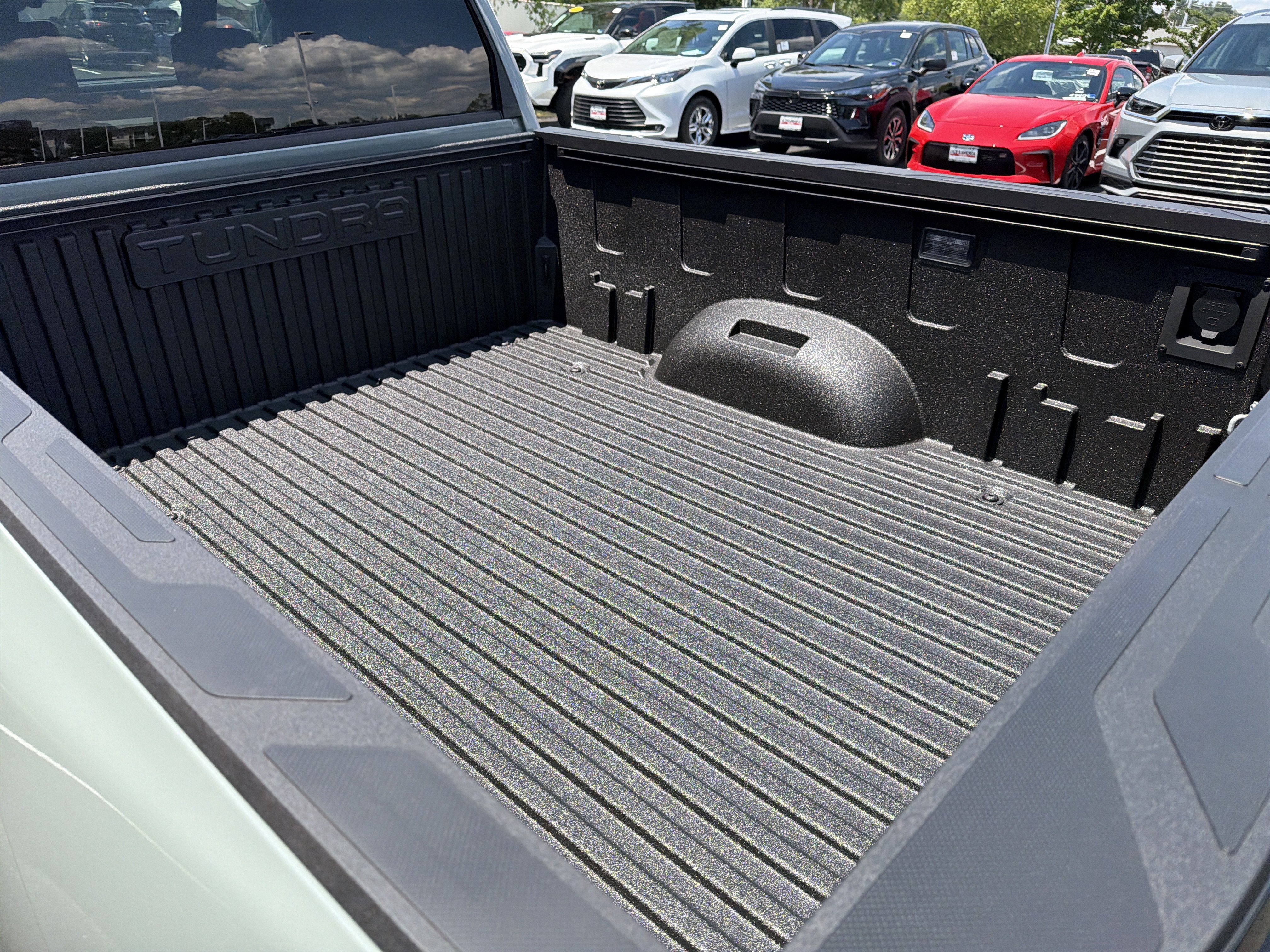 New 2026 Toyota Tundra Platinum AWD/4WD image 9