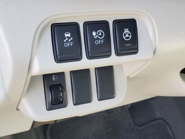 Used 2012 Nissan Leaf SL FWD image 9