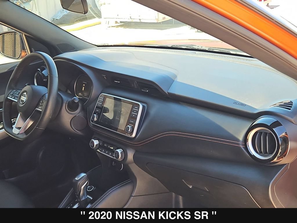 Used 2020 Nissan Kicks SR w/ SR Premium Package FWD image 30