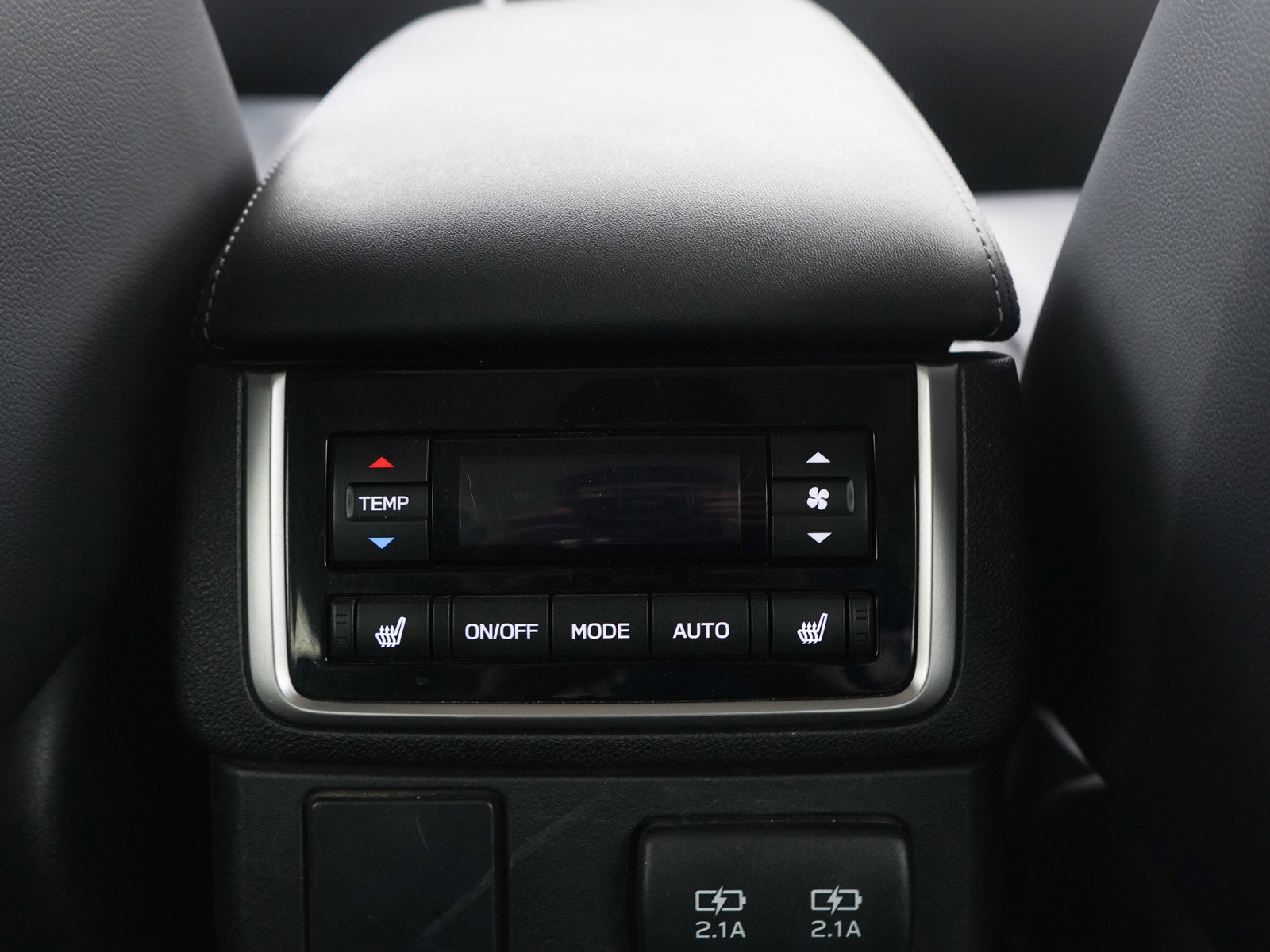 Used 2019 Subaru Ascent Limited w/ Popular Package #2A AWD/4WD image 14