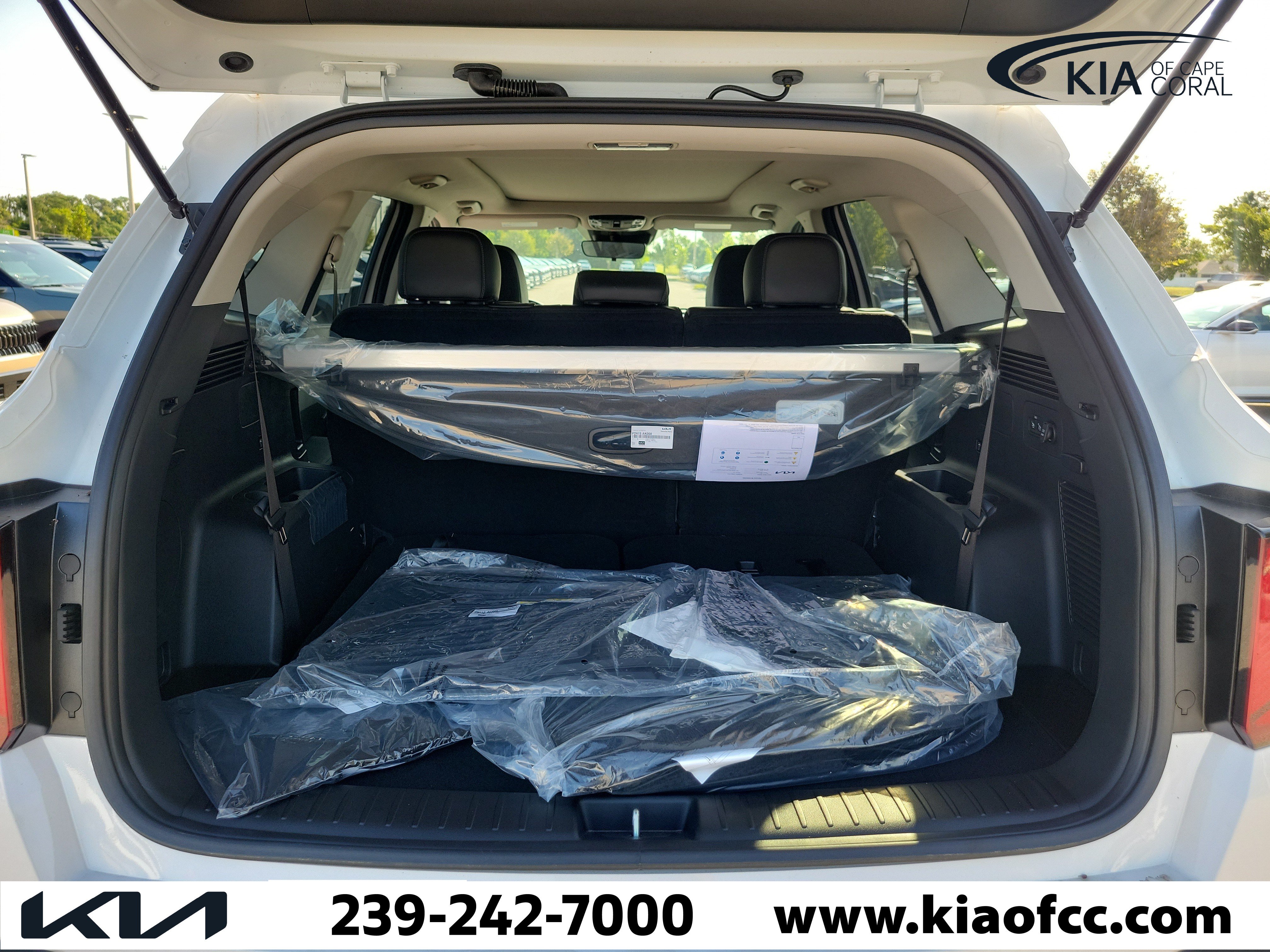 New 2026 Kia Sorento S w/ S Panoramic Sunroof Package FWD image 10