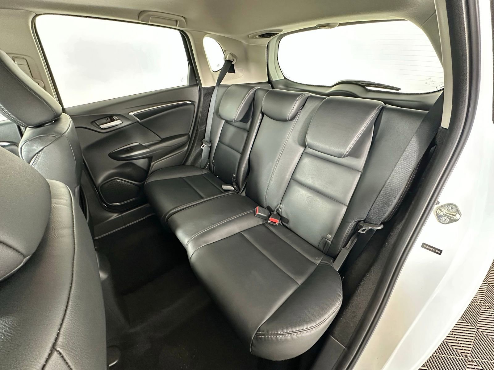 Used 2015 Honda Fit EX-L image 26