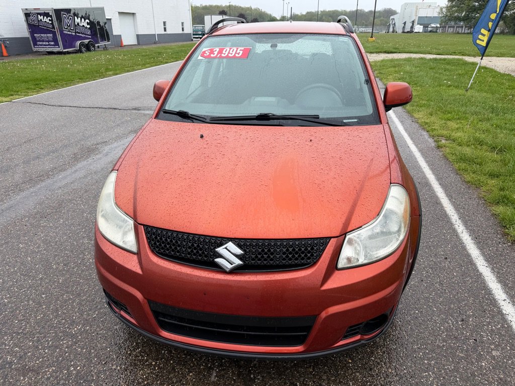 Used 2010 Suzuki SX4 AWD Hatchback image 4