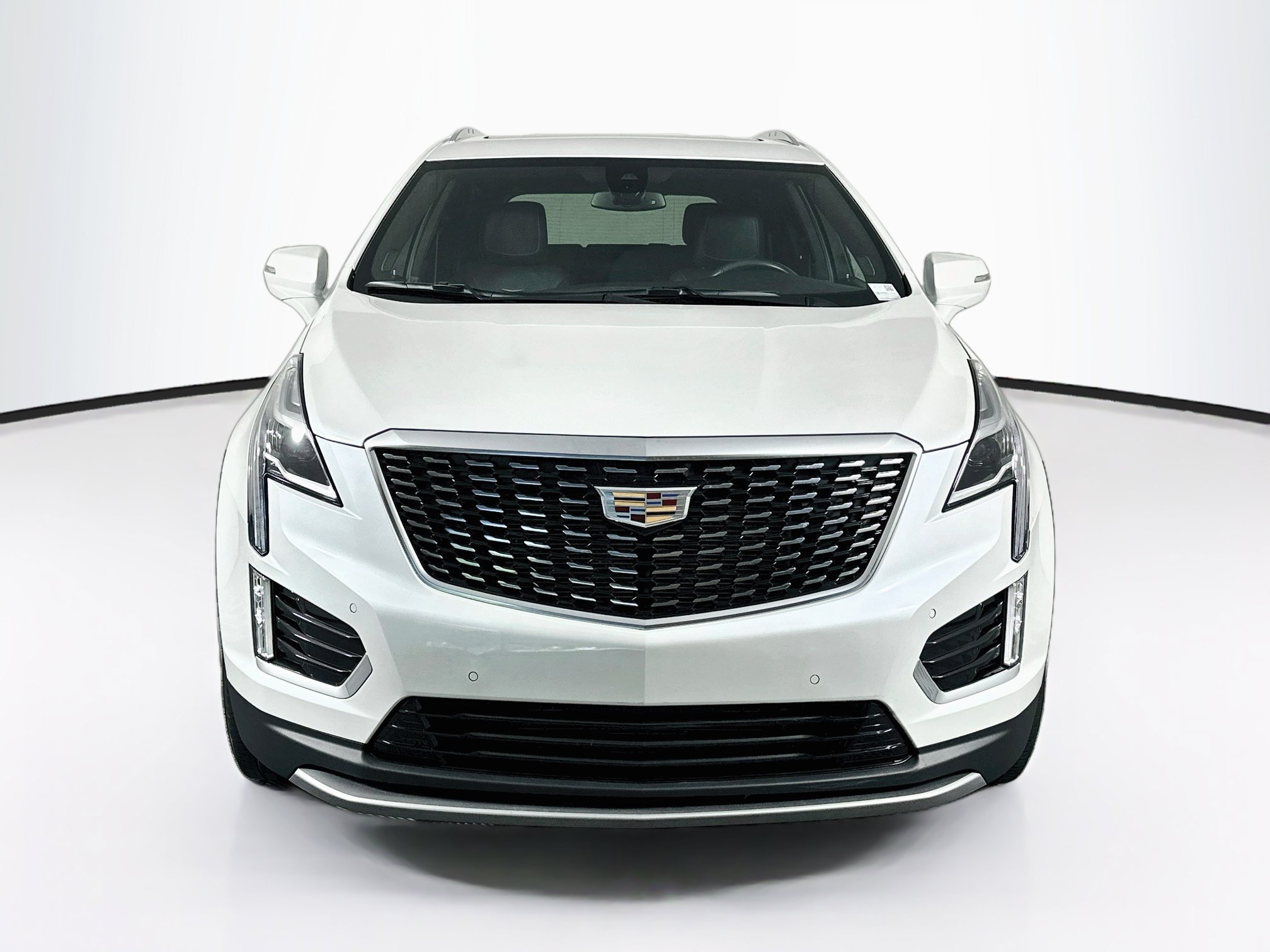 Used 2022 Cadillac XT5 Premium Luxury FWD image 2