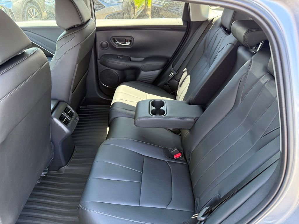 Certified 2025 Acura ADX AWD image 16