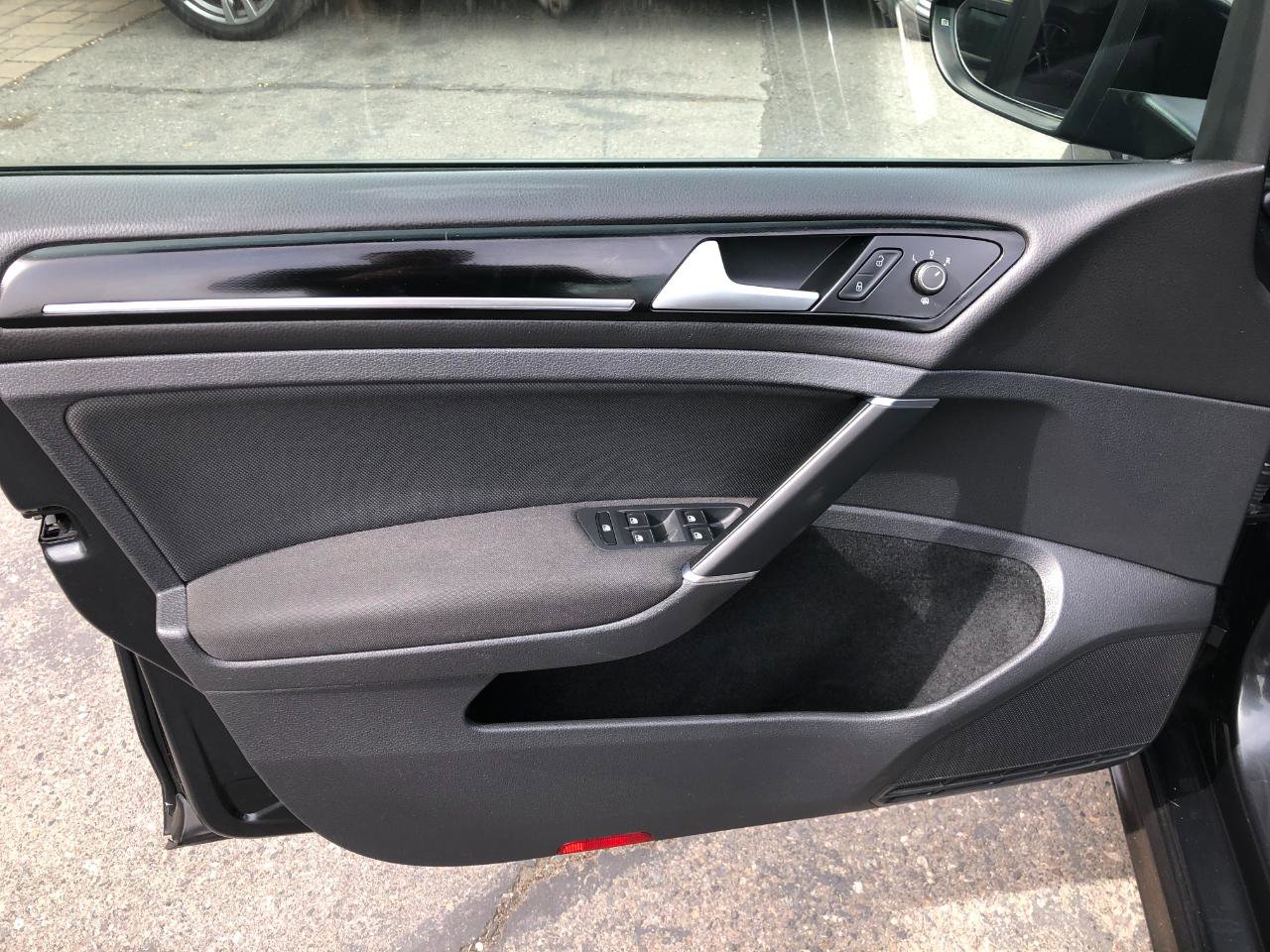 Used 2017 Volkswagen GTI Sport FWD image 14