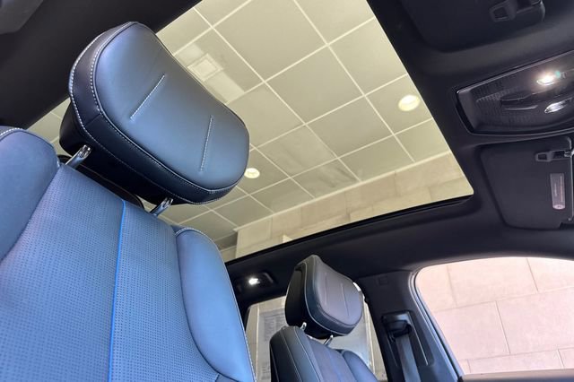 Certified 2024 Cadillac Lyriq Luxury image 17