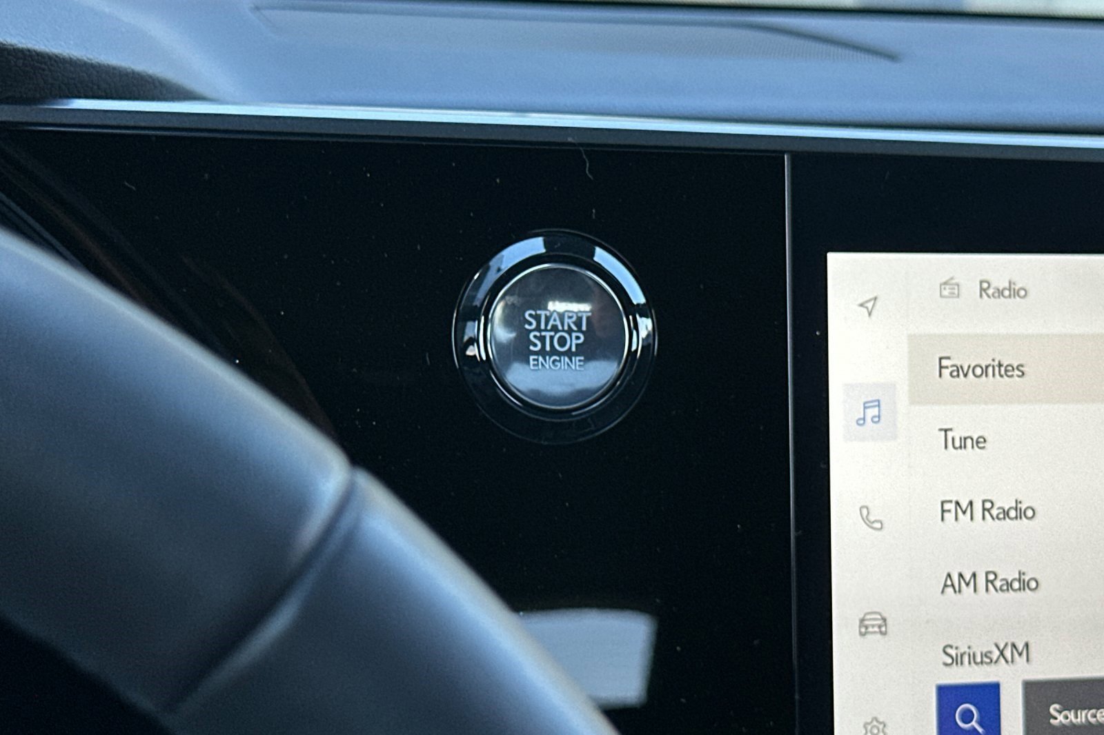 Used 2024 Lexus RX 350 FWD w/ Technology Package image 33