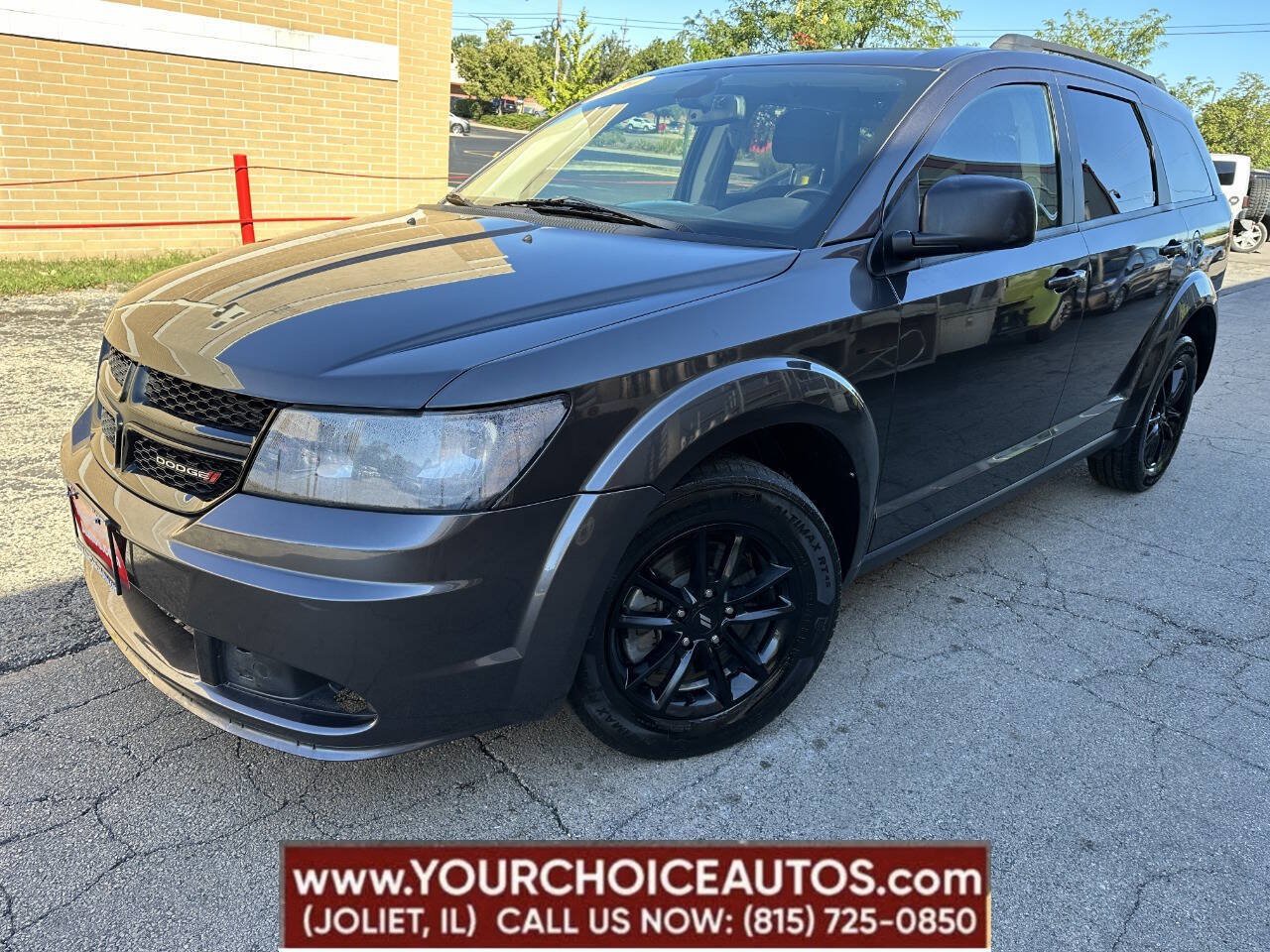 Used 2020 Dodge Journey SE w/ SE Popular Equipment Group FWD image 1