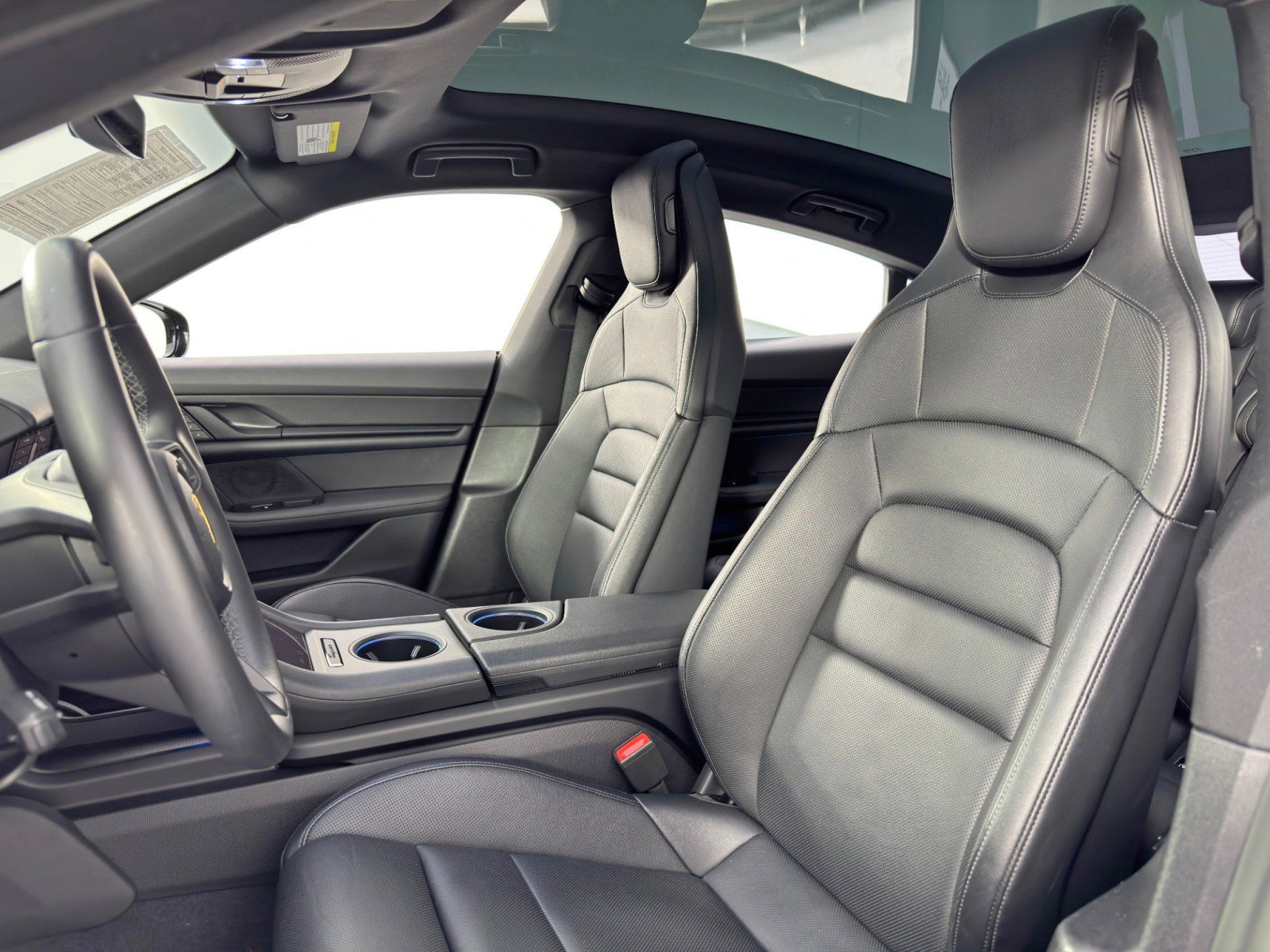 Used 2023 Porsche Taycan 4S w/ Premium Package image 41